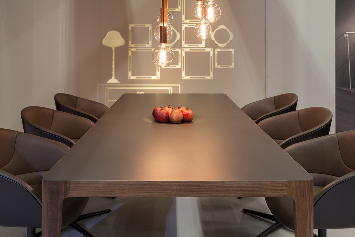 sites/corian.cn/IMG/jpg/corian-colours-kitchen-deep-sable.jpg