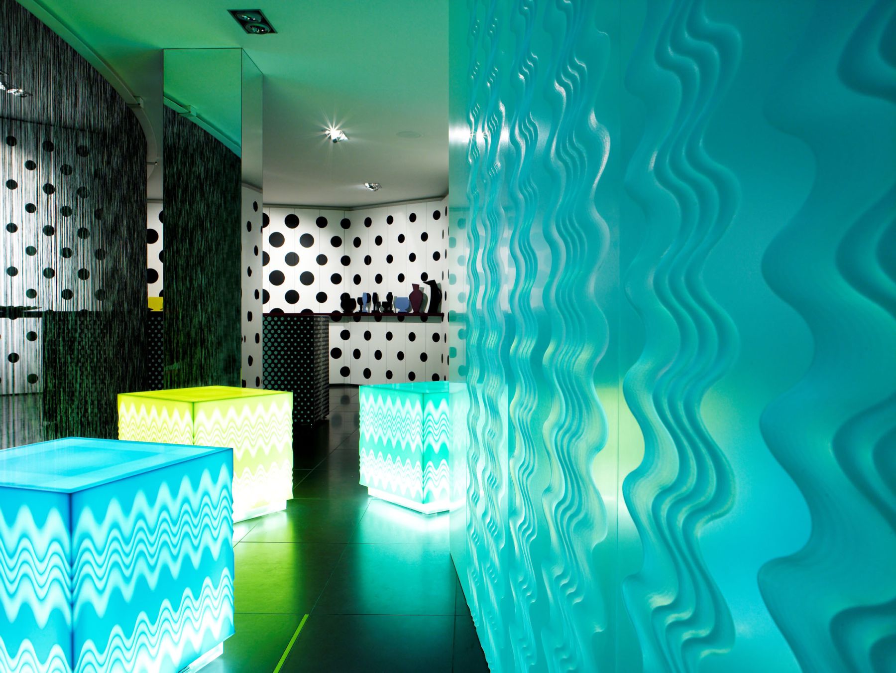 sites/corian.cn/IMG/jpg/uses-and-app-corian-loves-missoni-photo-leo-torri-1.jpg